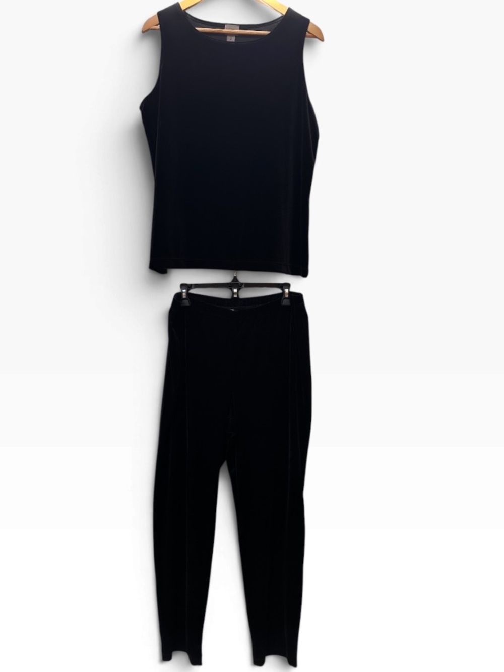 EASYWEAR Chico's Black Velvet 2 Piece Set Tank Top & Straight Pants Size 2 XL